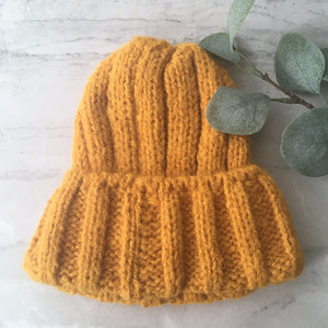 CHUNKY KNITTED BEANIE