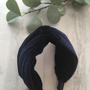 VELVET KNOTTED HAIRBAND